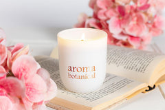 Small Love Candle with Almond & Sandalwood for Intimacy by Aromabotanical