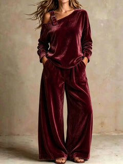 Women’s Velvet Two-Piece Set – Elegant Off-Shoulder Long-Sleeve Top & Full-Length Pants