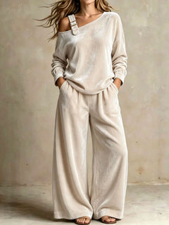 Women’s Velvet Two-Piece Set – Elegant Off-Shoulder Long-Sleeve Top & Full-Length Pants